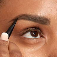Maquillaje de Cejas Tame & Frame Brow Poamde