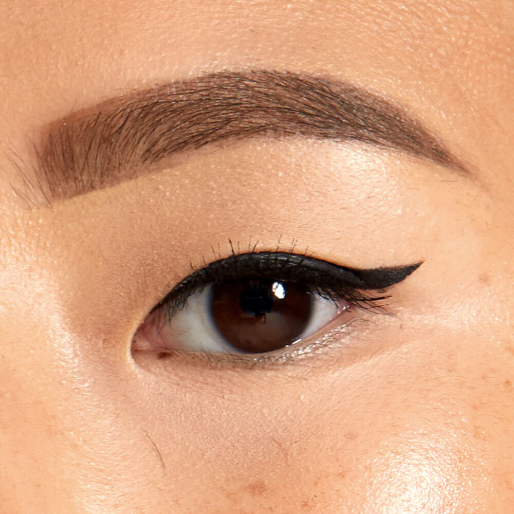 Delineador Liquido Mate Ultrafino Matte Liquid Liner