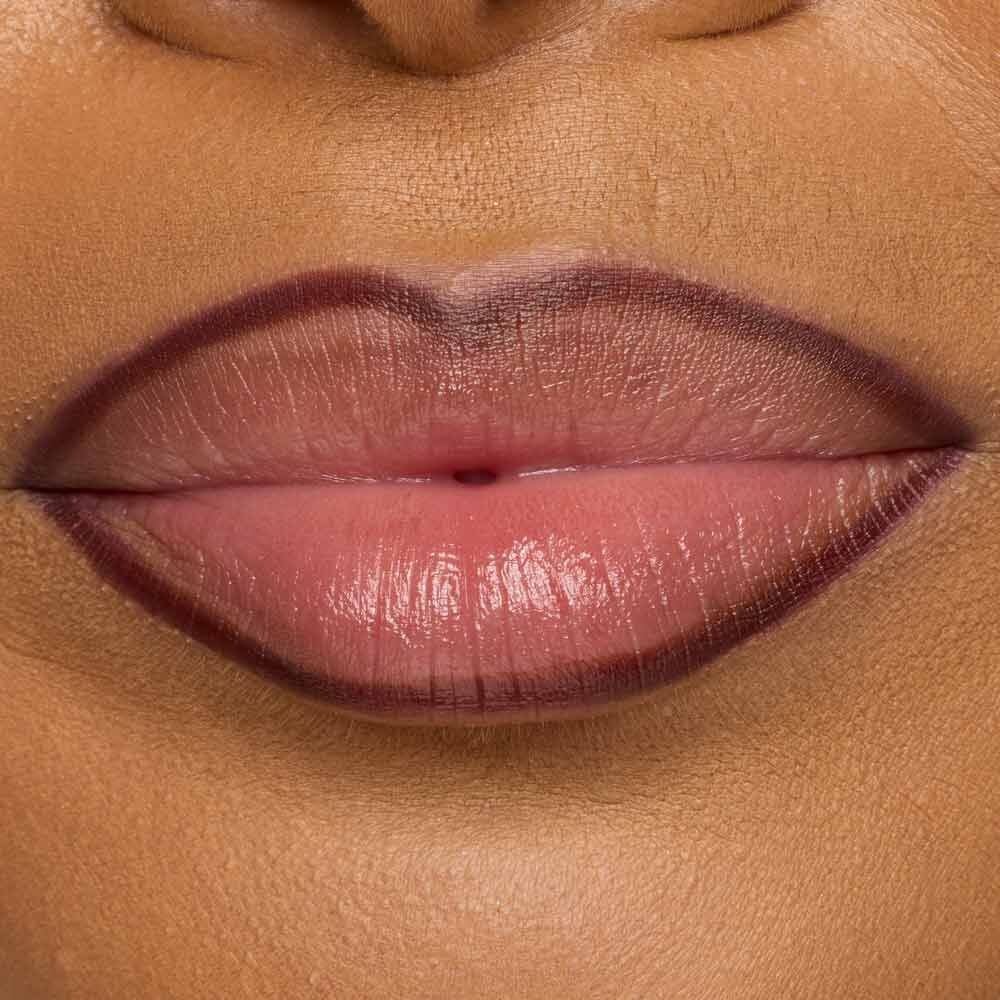 Lip Lingerie Delineador de Labios Efecto Tinta NYX PMU