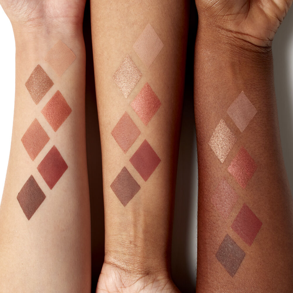 Paleta de Sombras Editada Ultimate Edit Petit Shadow Palette