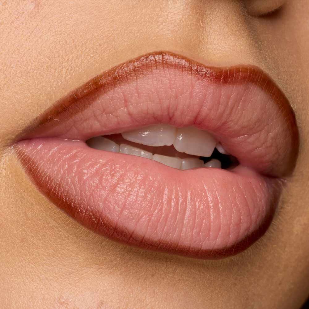 Lip Lingerie Delineador de Labios Efecto Tinta NYX PMU