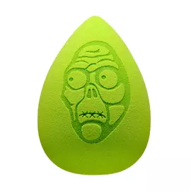 Beetlejuice Beauty Blender in Case Juice Shrinker